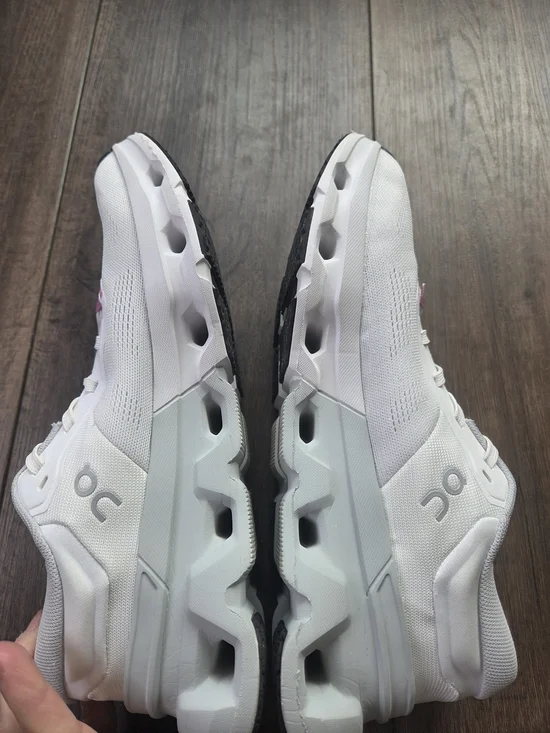 On Running Women’s Cloudflyer White with Pink Accents - Picture 7 of 9